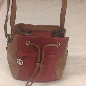 Giani Bernini Russet and Tan Leather Shoulder Bag